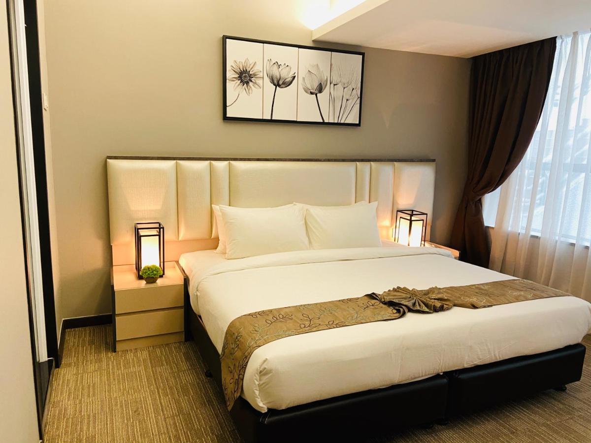 Glex Hotel Signature Johor Bahru Buitenkant foto