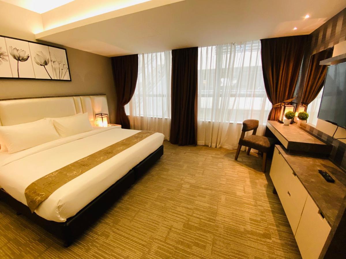 Glex Hotel Signature Johor Bahru Buitenkant foto