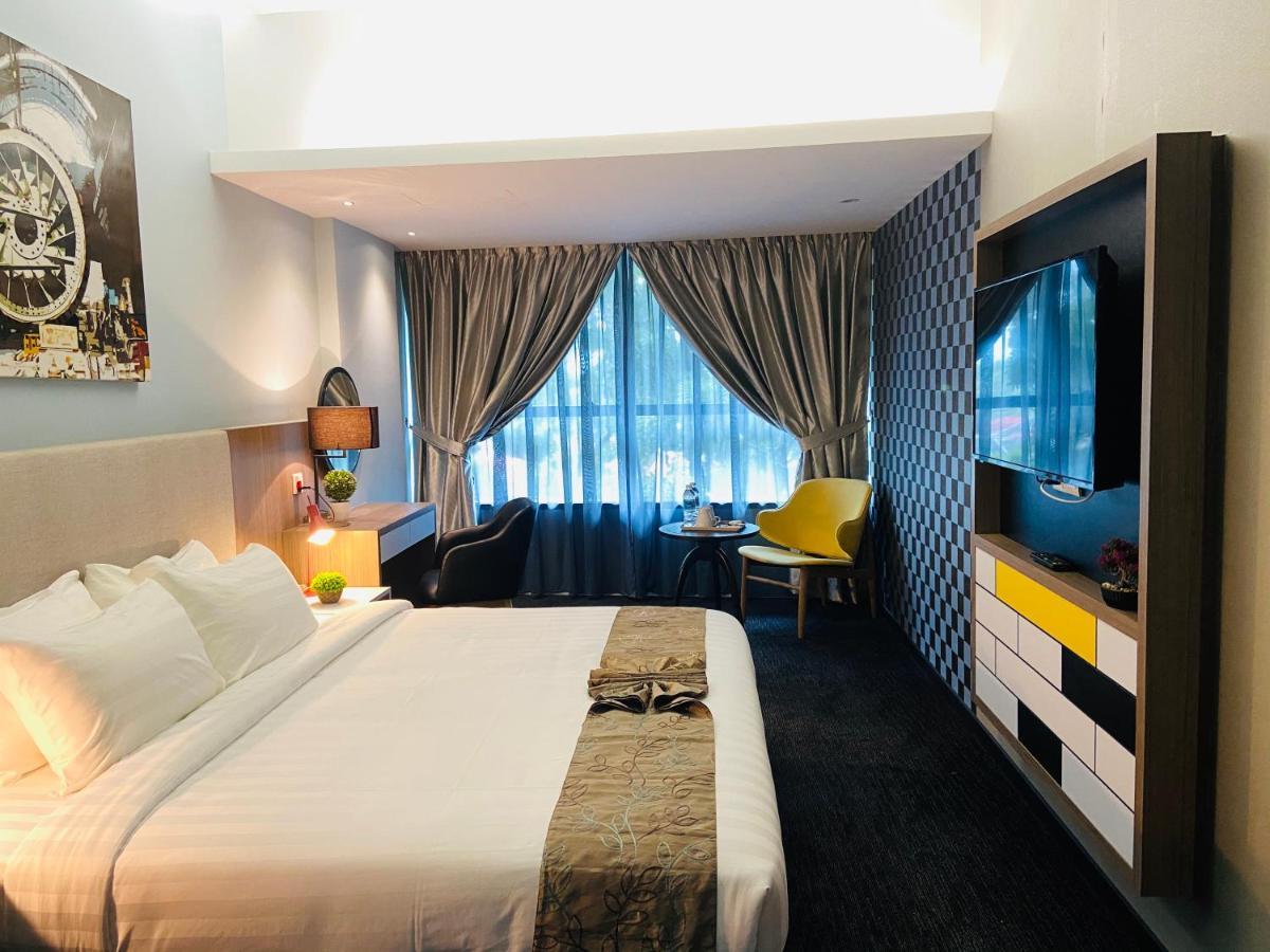 Glex Hotel Signature Johor Bahru Buitenkant foto