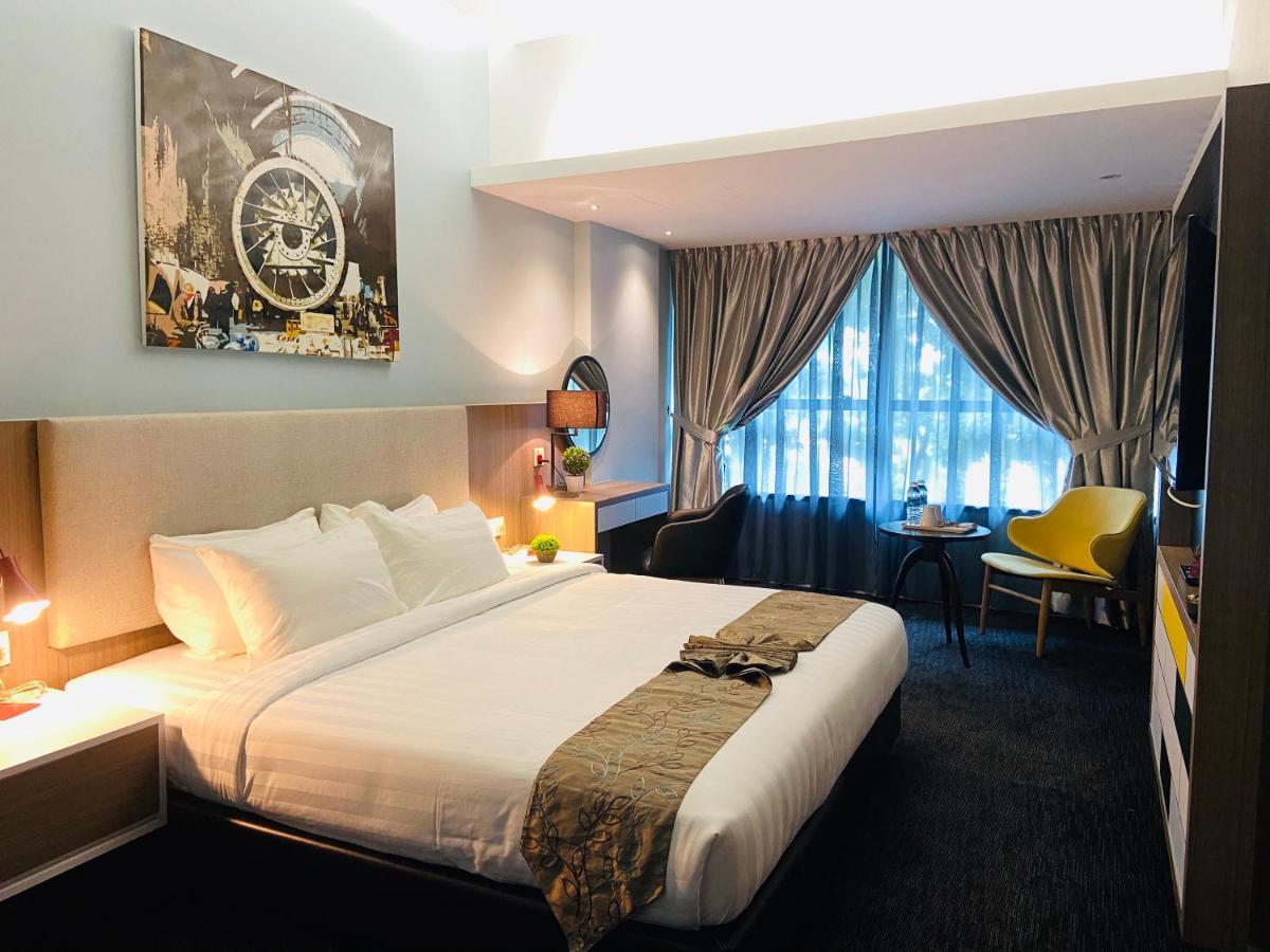 Glex Hotel Signature Johor Bahru Buitenkant foto