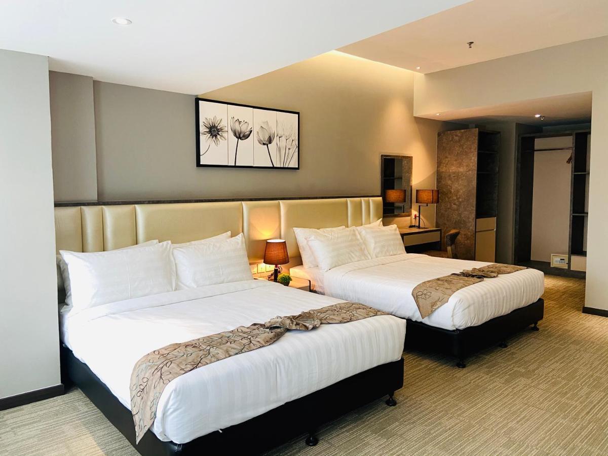 Glex Hotel Signature Johor Bahru Buitenkant foto