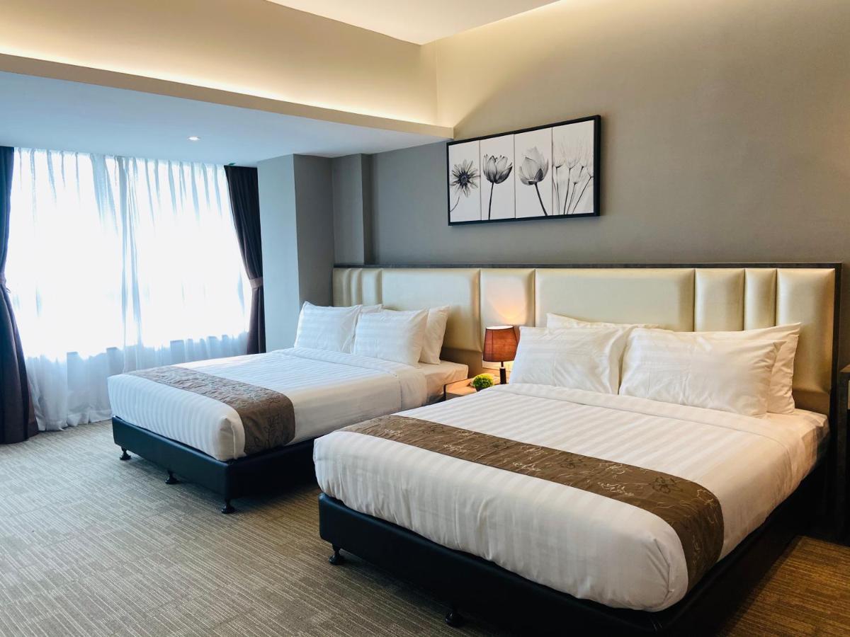 Glex Hotel Signature Johor Bahru Buitenkant foto