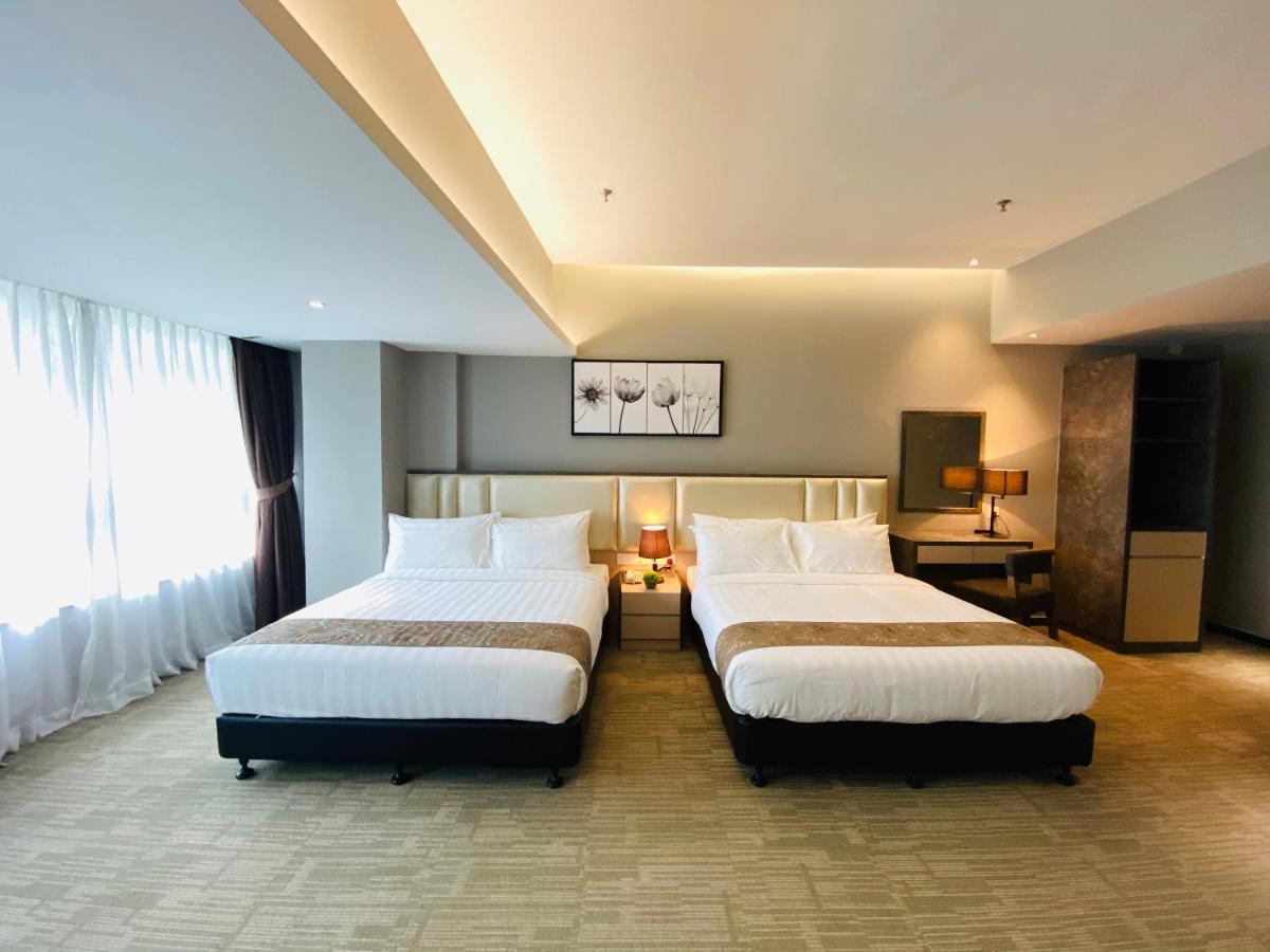 Glex Hotel Signature Johor Bahru Buitenkant foto