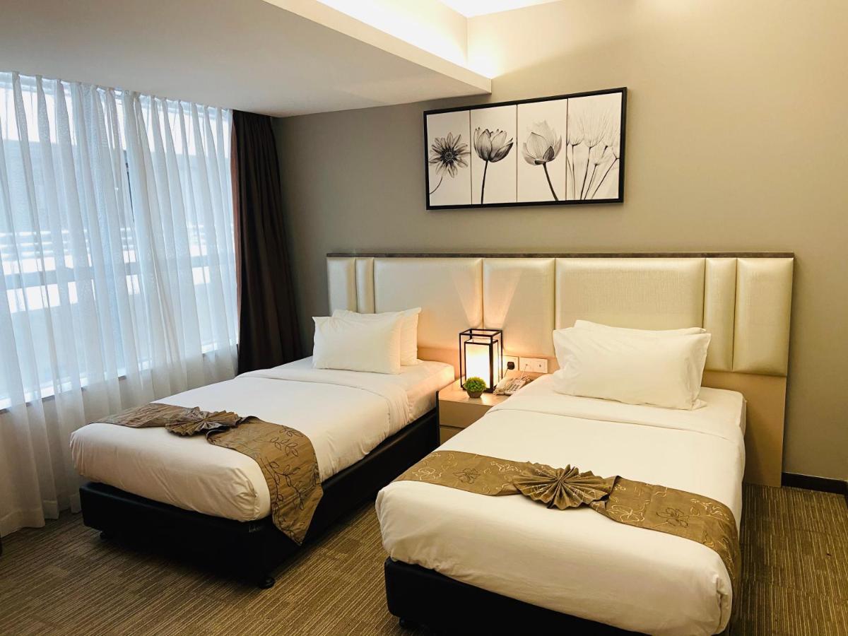 Glex Hotel Signature Johor Bahru Buitenkant foto
