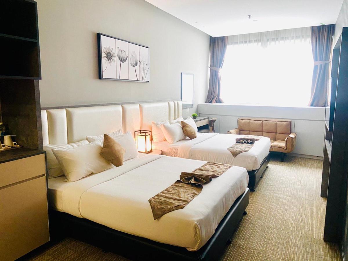 Glex Hotel Signature Johor Bahru Buitenkant foto