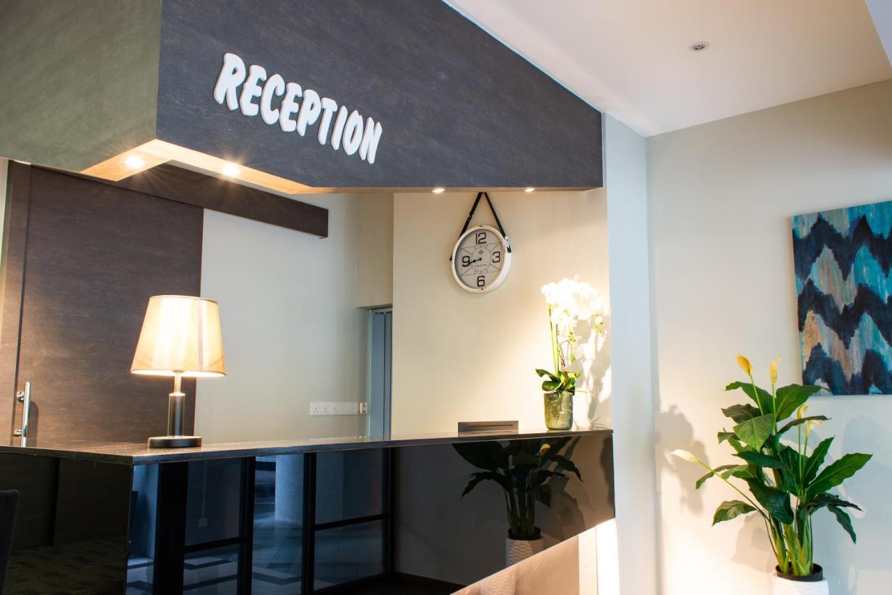 Glex Hotel Signature Johor Bahru Buitenkant foto